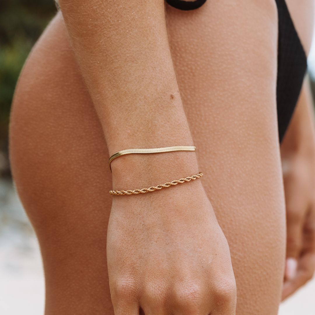 gold-herringbone-bracelet.jpg