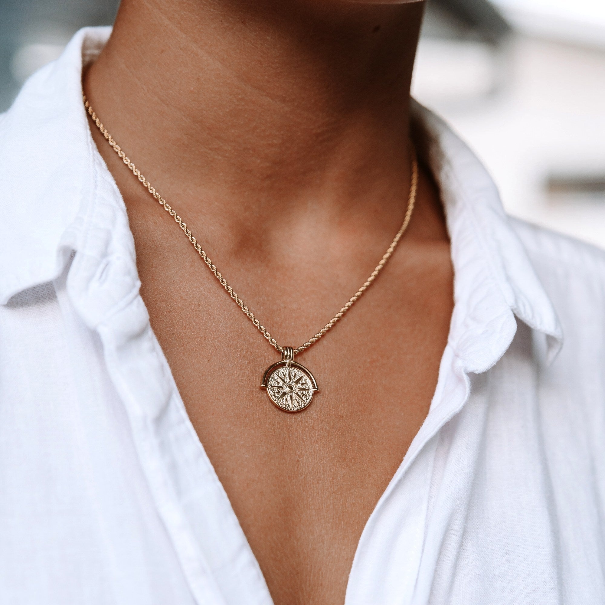 gold_sun_pendant.jpg