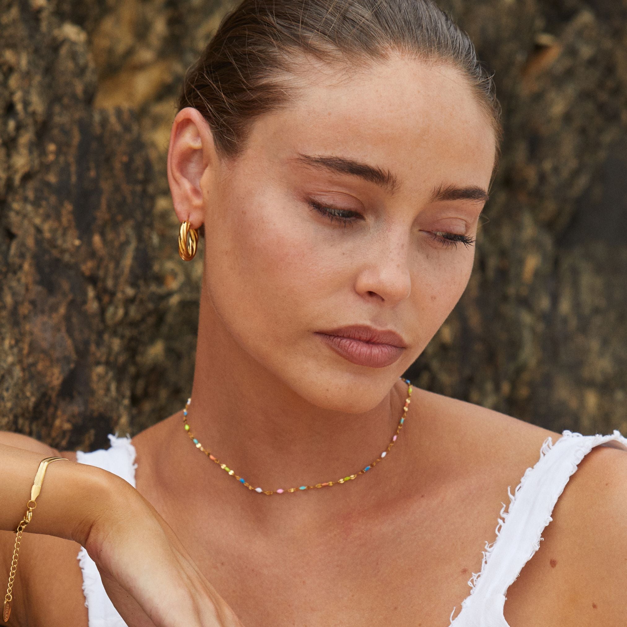 multicolor-choker.jpg