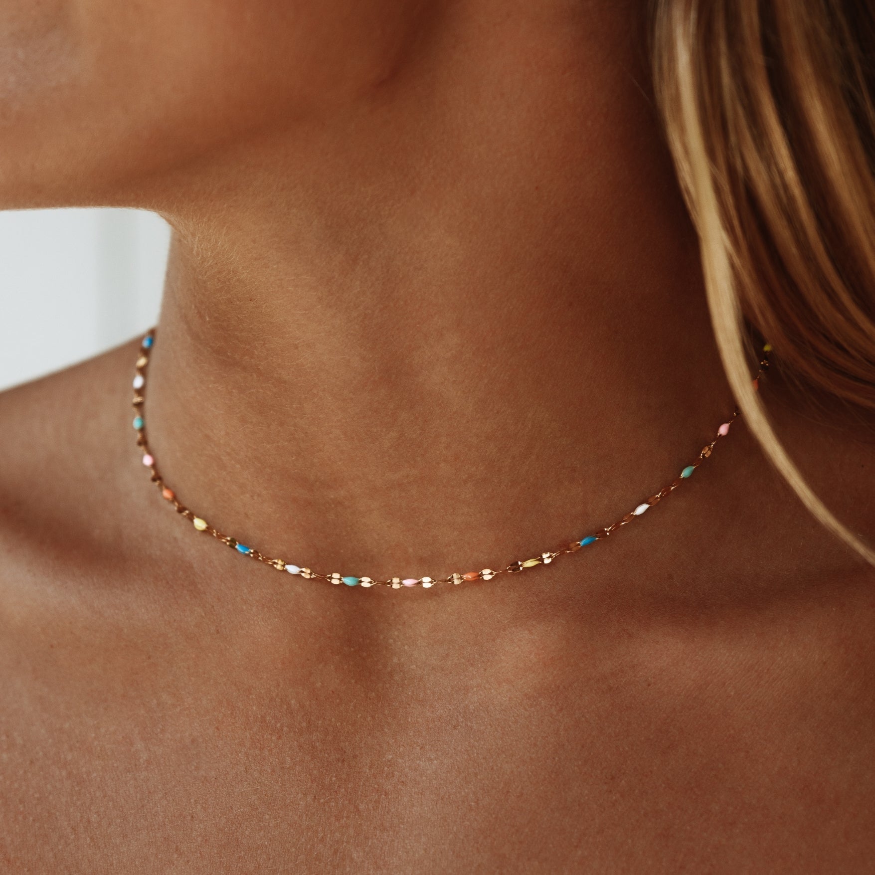 rainbow-dainty-choker.jpg